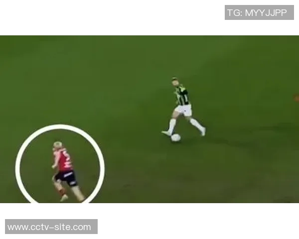 阿特金森直言球队防守不力对手在禁区轻松得分令人担忧 阿特金森直言球队防守不力对手在禁区轻松得分令人担忧