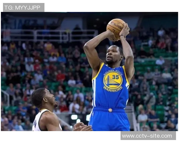 杜兰特赞小贾自信心提升坚持投篮克服低谷挑战 杜兰特赞小贾自信心提升坚持投篮克服低谷挑战