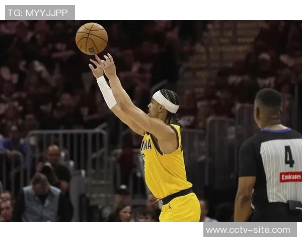 内姆哈德状态火热三场场均177分57助攻助力首发控卫之争